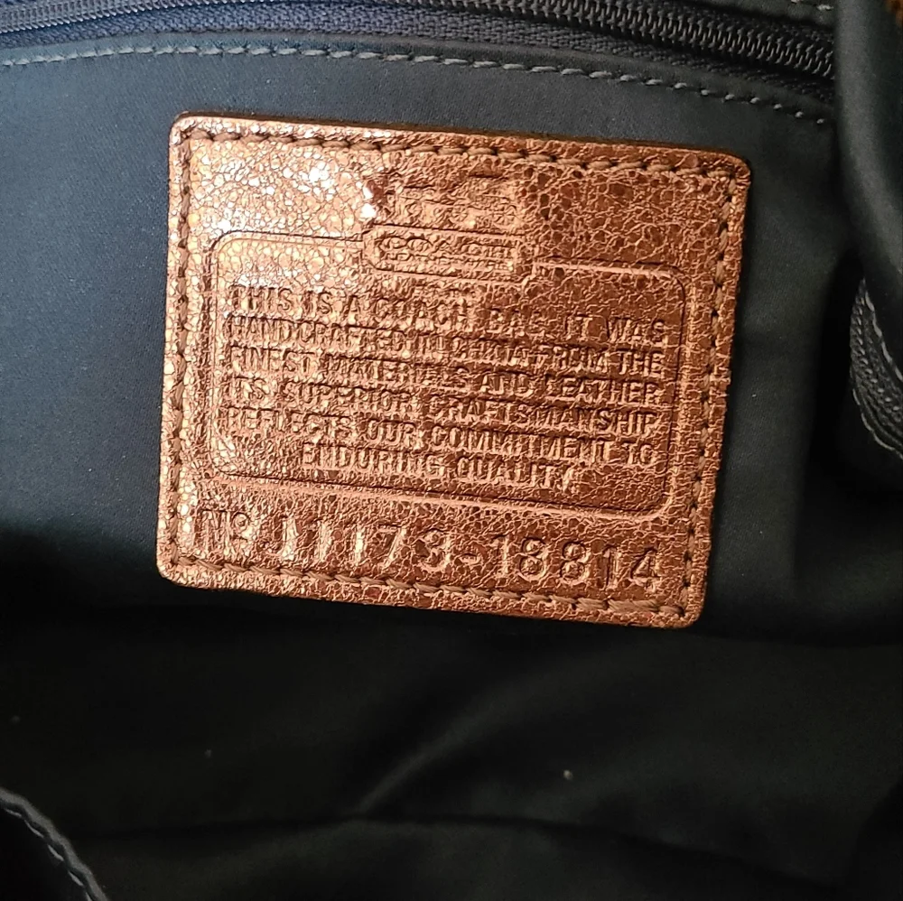 Coach Silver Grey Metallic Shoulder Handbag Purse with Dustbag - Picture 9 of 12